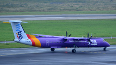 Bombardier Dash 8 Q400_6.jpg